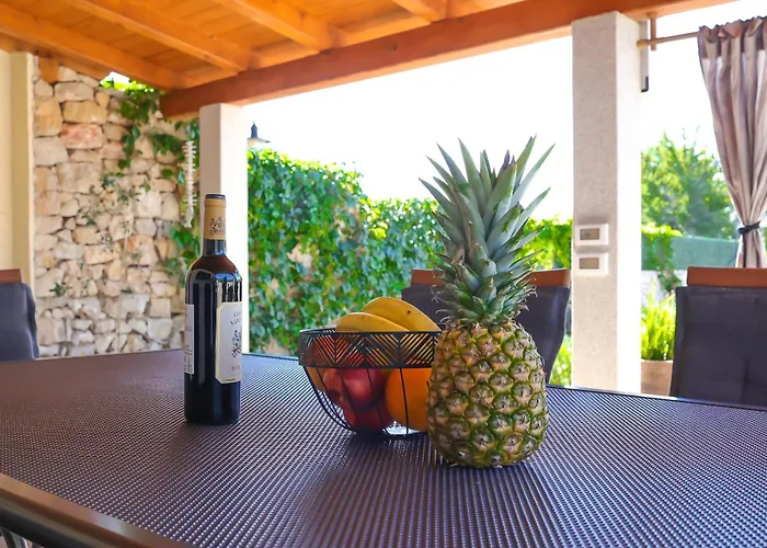 Villa Niko Special Offer In May Pay 4 Nights Stay 5 Nights Pet Friendly 200 M From Sand Beach