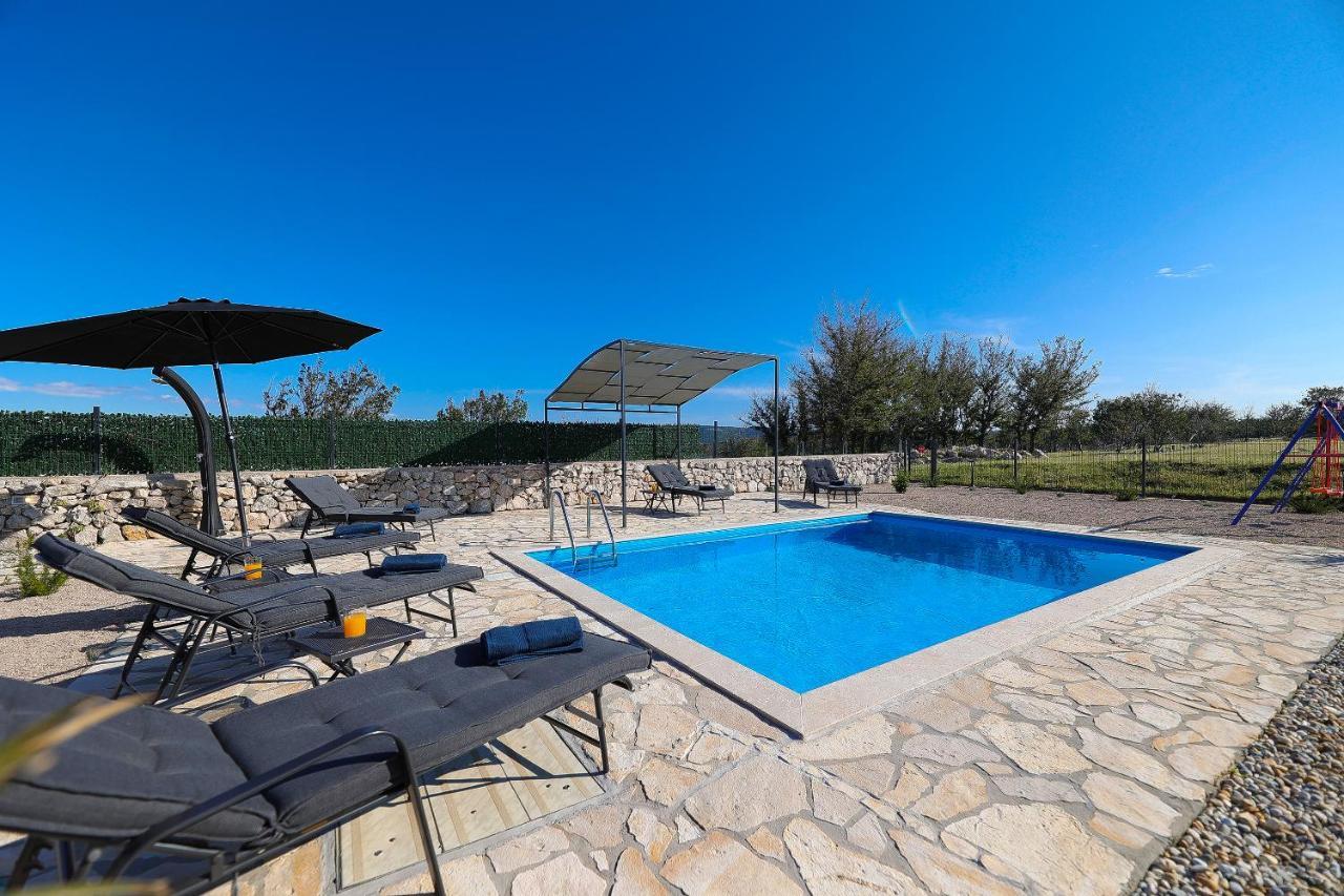 Villa Niko Special Offer In May Pay 4 Nights Stay 5 Nights Pet Friendly 200 M From Sand Beach Villa